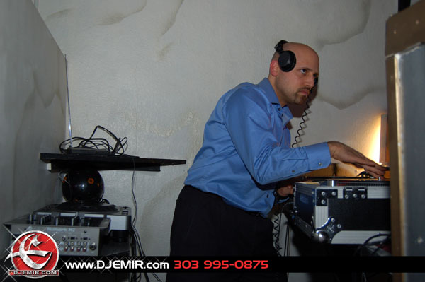 DJ Emir cutting up the records at oasis Nightclub